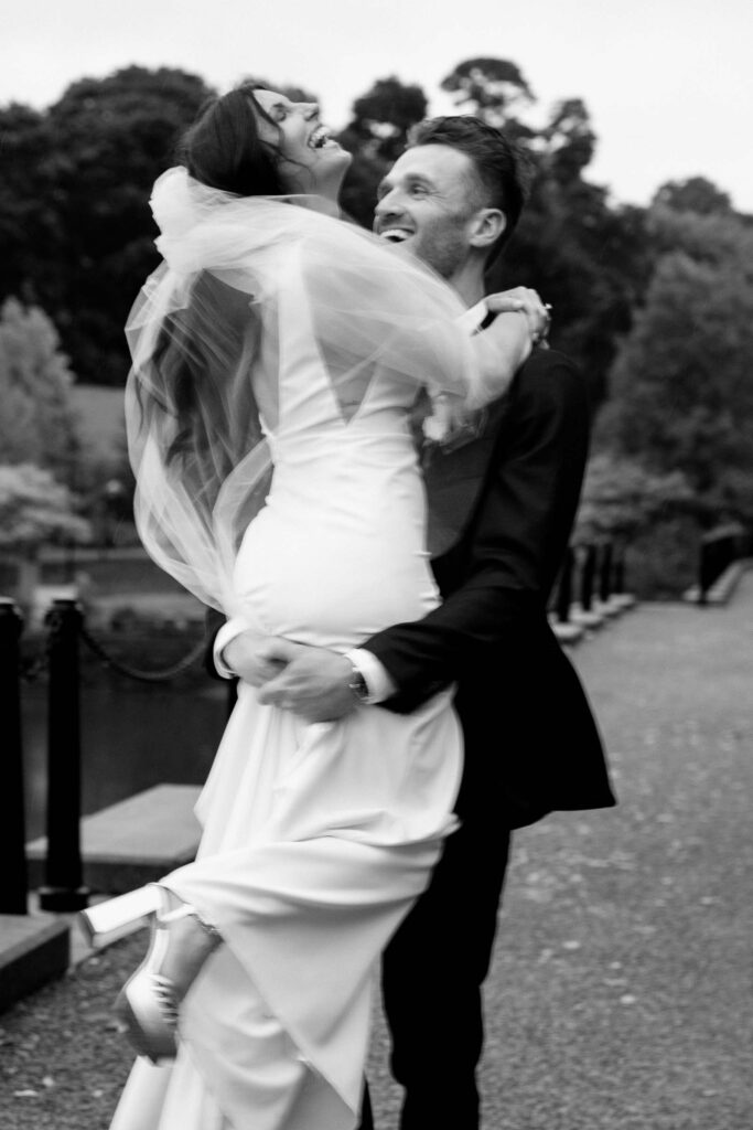 7 Essential and Important Questions to Ask your Wedding Photographer